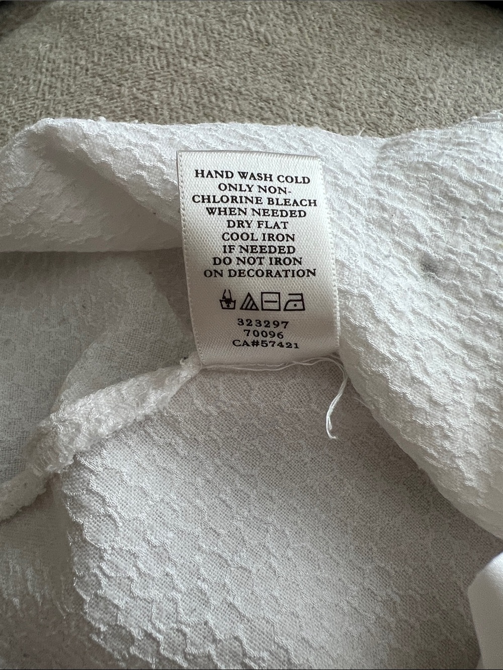 Ann Taylor Sleeveless White Textured Blouse - Picture 11 of 11